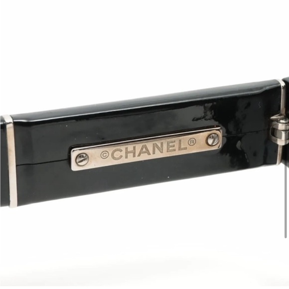 🖤Authentic Black Chanel logo Sunglasses - Picture 5 of 8